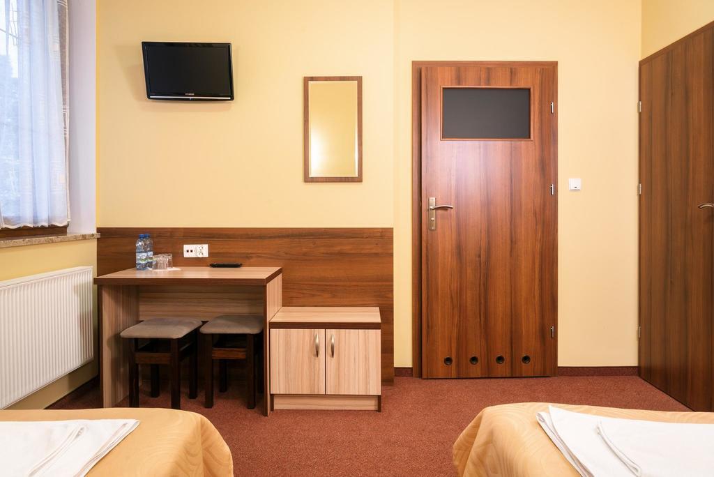 Vera Hotel Sulechów Cameră foto