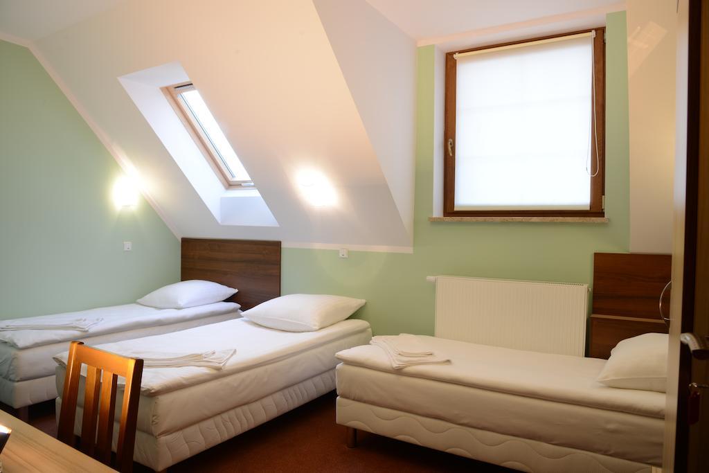 Vera Hotel Sulechów Cameră foto