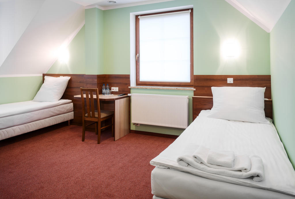 Vera Hotel Sulechów Cameră foto