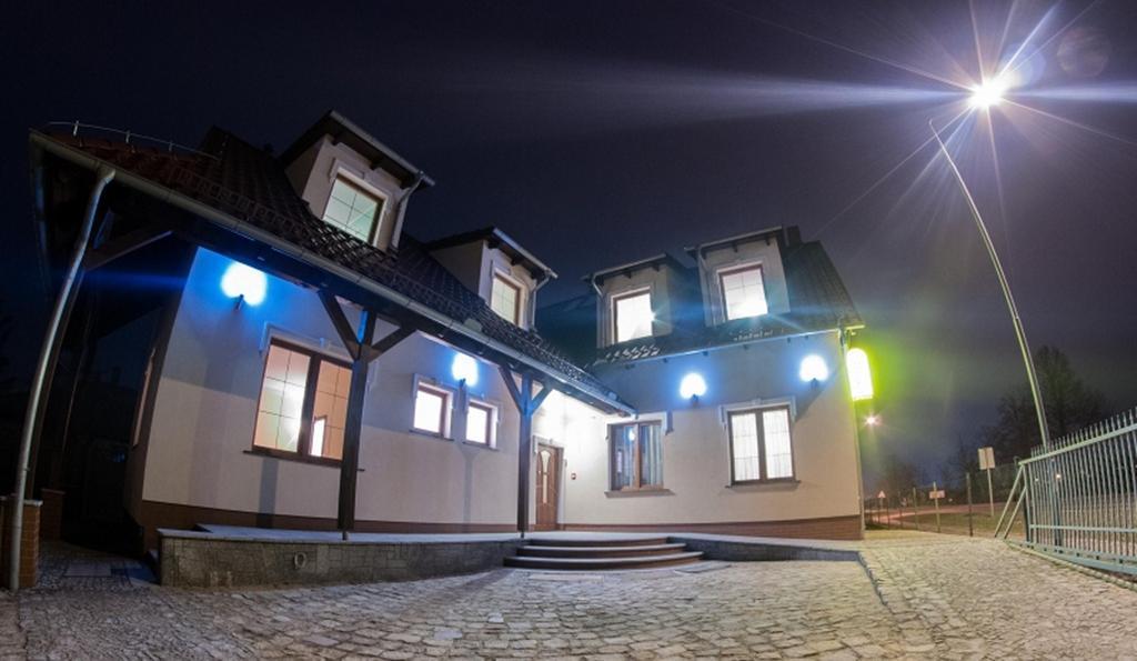 Vera Hotel Sulechów Exterior foto
